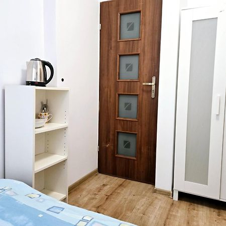Pod Czapla Hostel Varsó Kültér fotó
