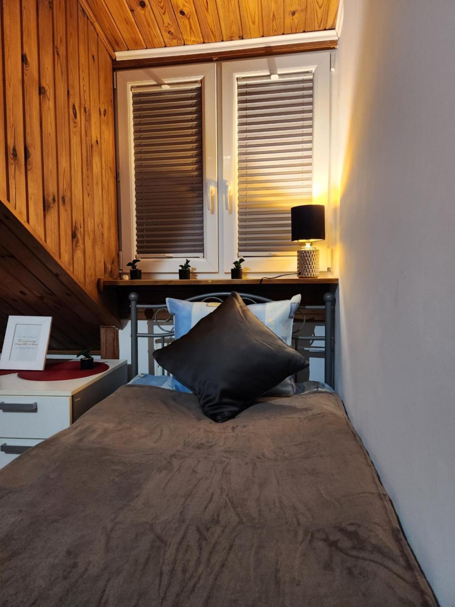 Pod Czapla Hostel Varsó Kültér fotó