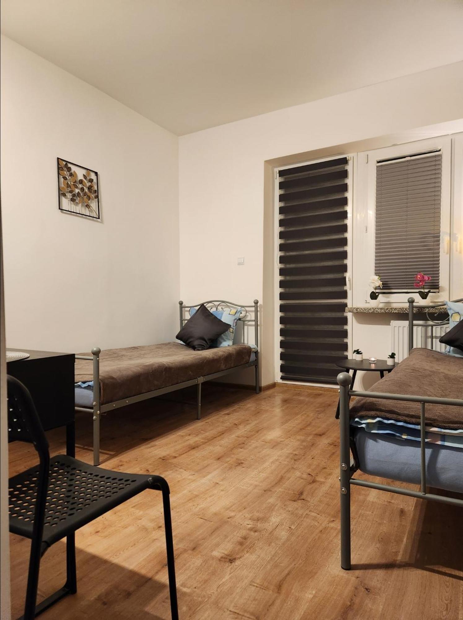 Pod Czapla Hostel Varsó Kültér fotó