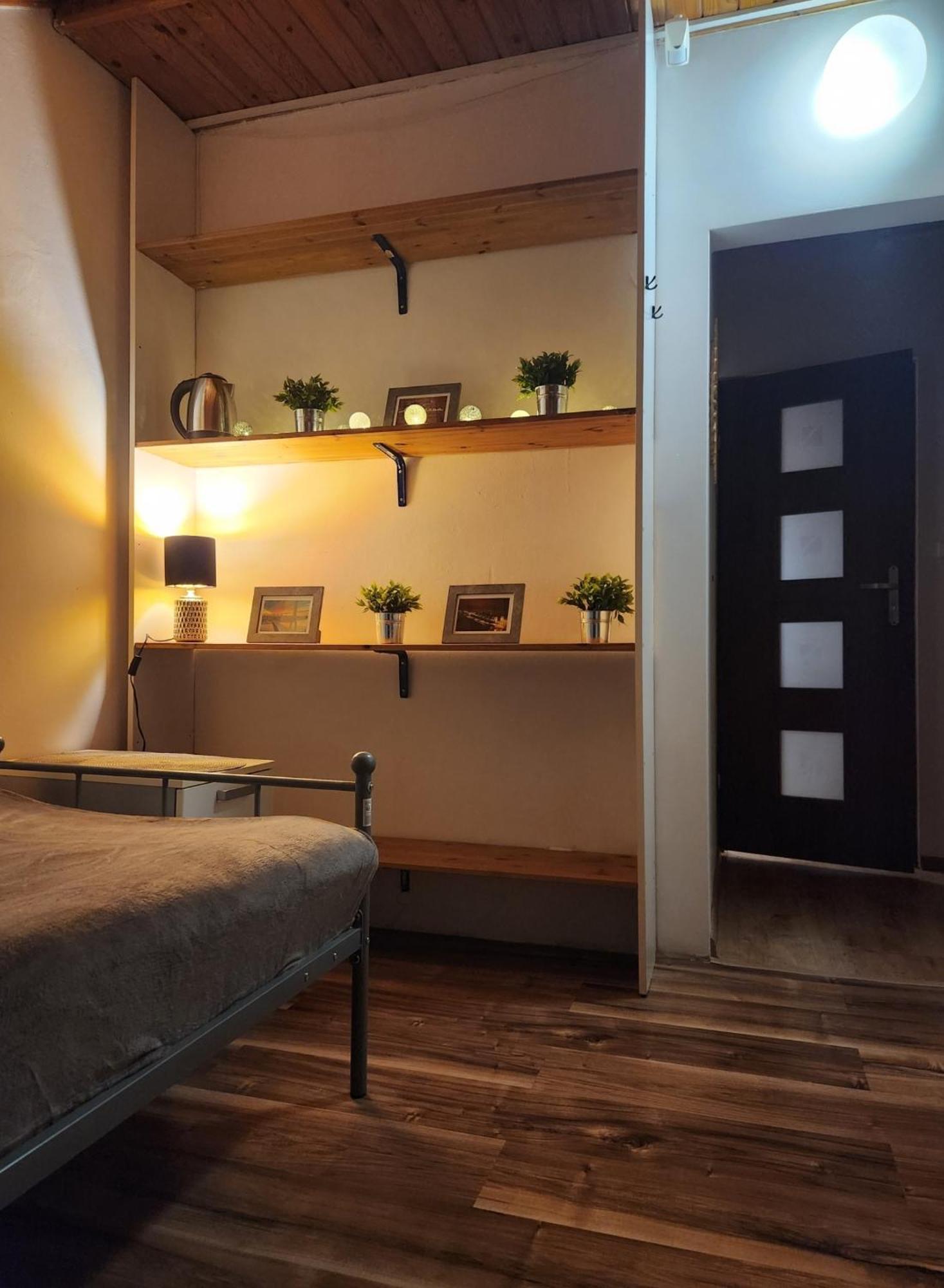 Pod Czapla Hostel Varsó Kültér fotó