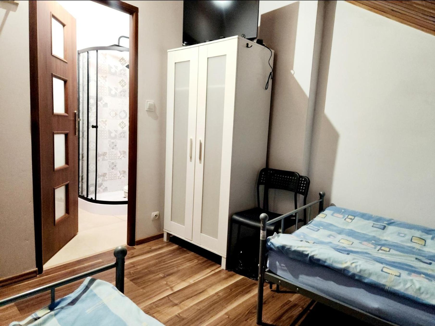 Pod Czapla Hostel Varsó Kültér fotó