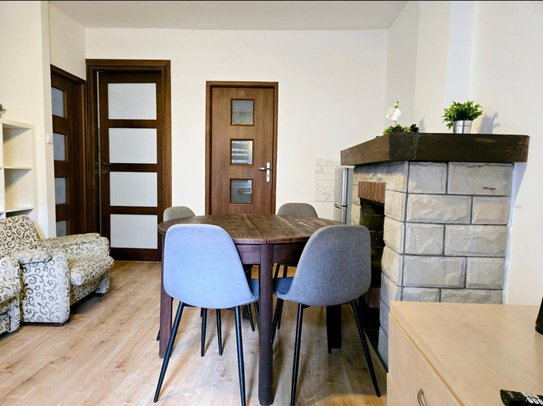 Pod Czapla Hostel Varsó Kültér fotó