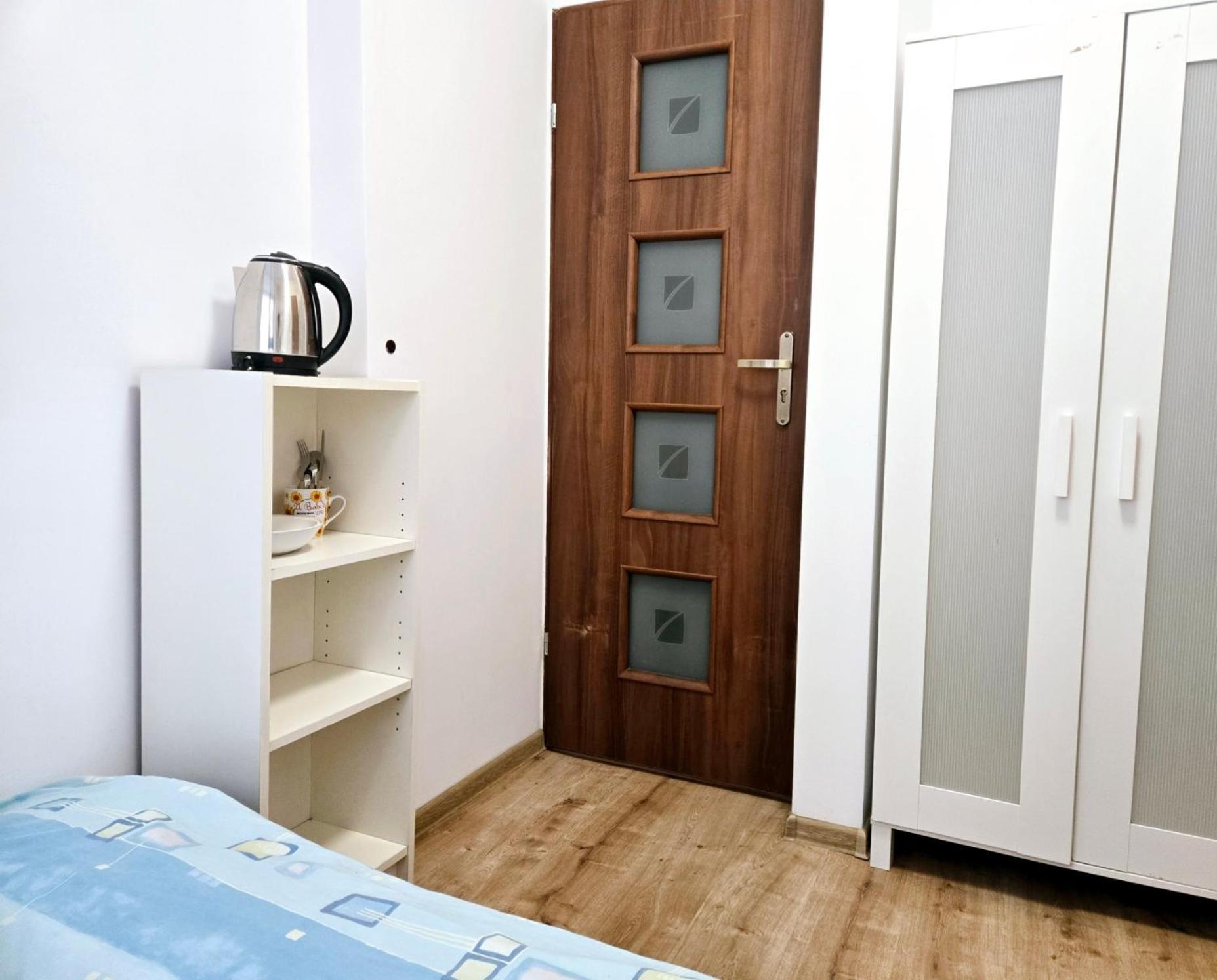 Pod Czapla Hostel Varsó Kültér fotó